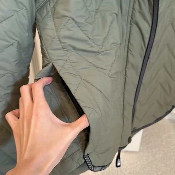 Northface Jacket - Picture 4 of 13